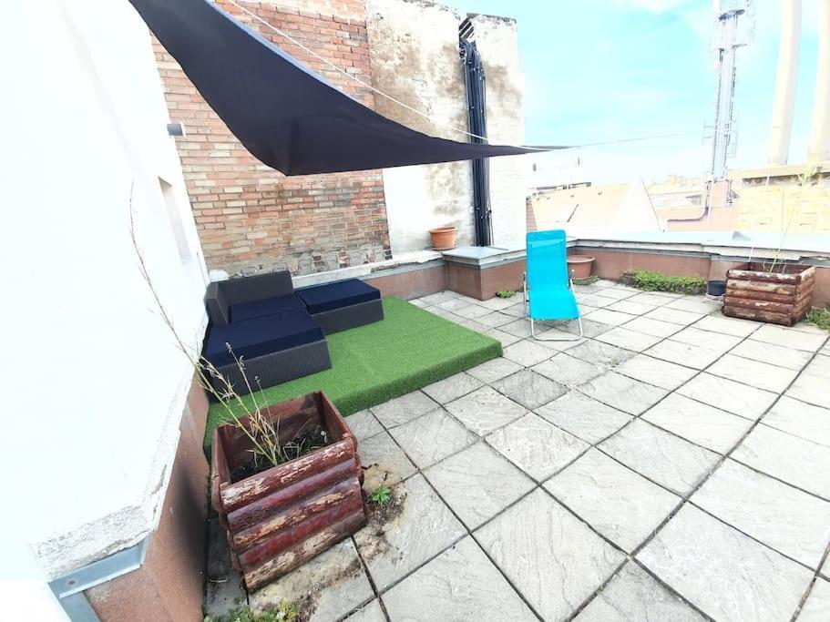 Master Apartment With Air Condition And Separated Rooftop Terrace ブダペスト エクステリア 写真
